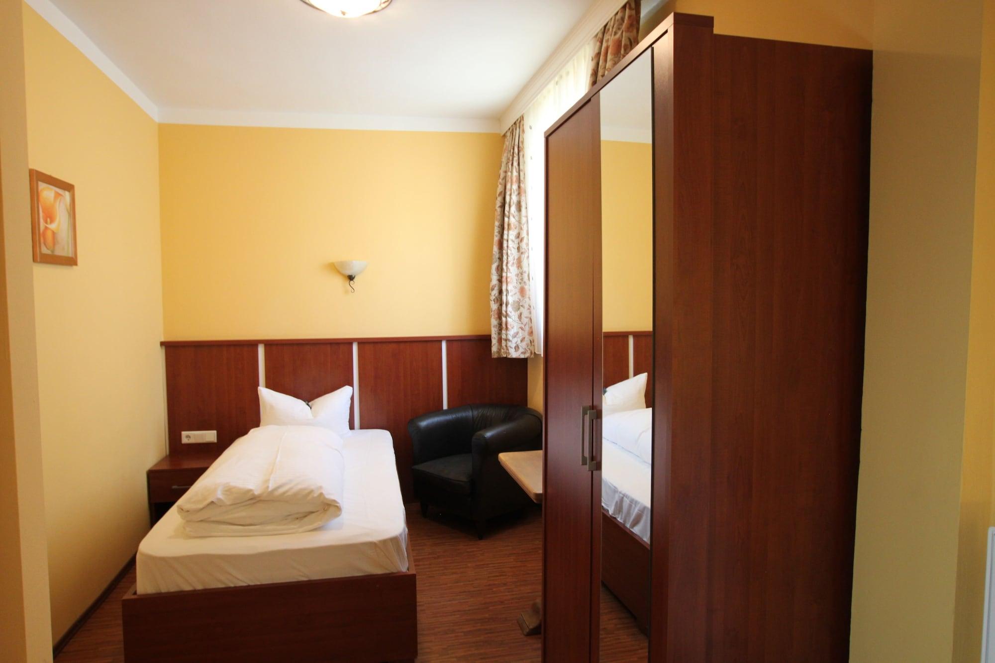 แอตลาส แกรนด์ โฮเต็ล Hotel การ์มิช-พาร์เทนเคียร์เชน ภายนอก รูปภาพ