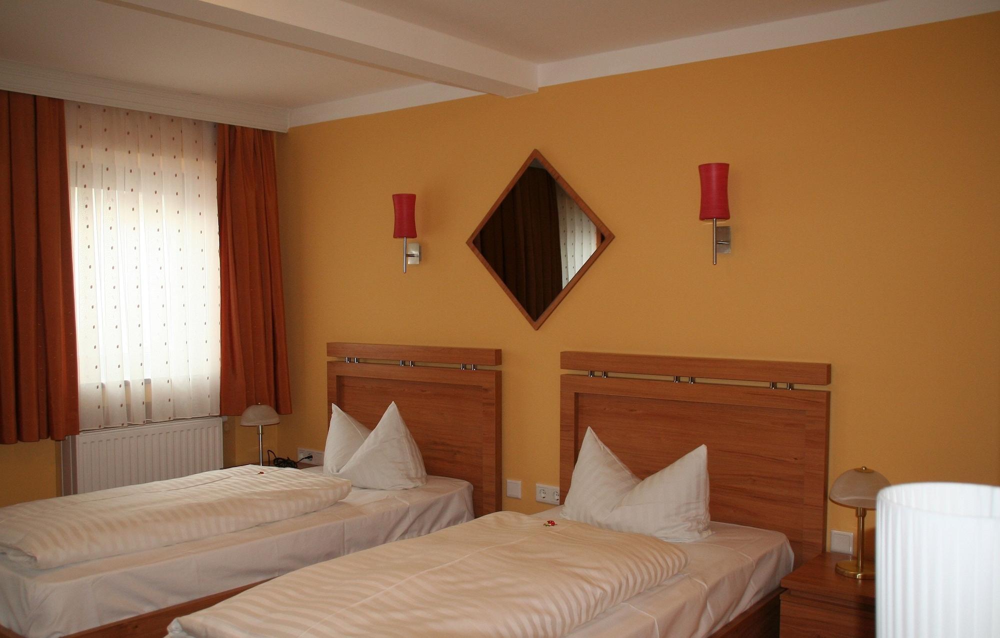 แอตลาส แกรนด์ โฮเต็ล Hotel การ์มิช-พาร์เทนเคียร์เชน ภายนอก รูปภาพ
