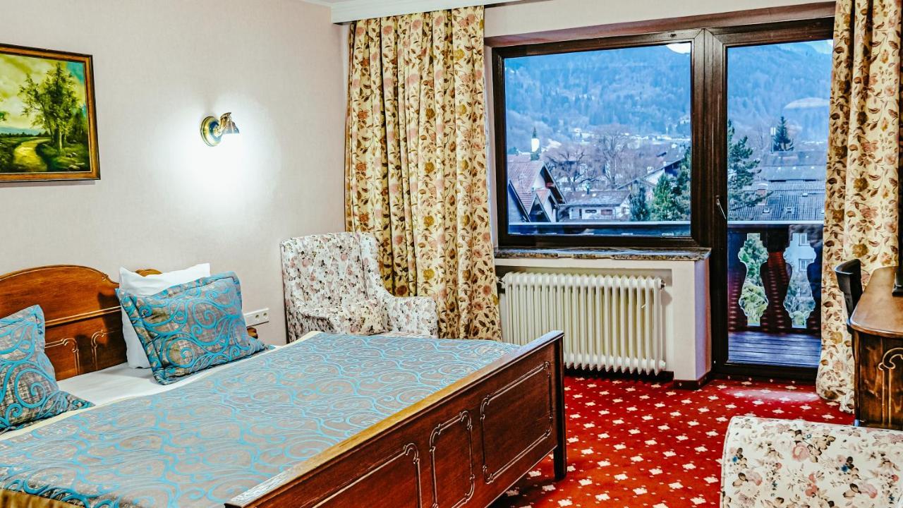 แอตลาส แกรนด์ โฮเต็ล Hotel การ์มิช-พาร์เทนเคียร์เชน ภายนอก รูปภาพ
