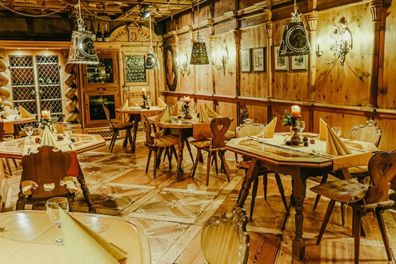 แอตลาส แกรนด์ โฮเต็ล Hotel การ์มิช-พาร์เทนเคียร์เชน ภายนอก รูปภาพ