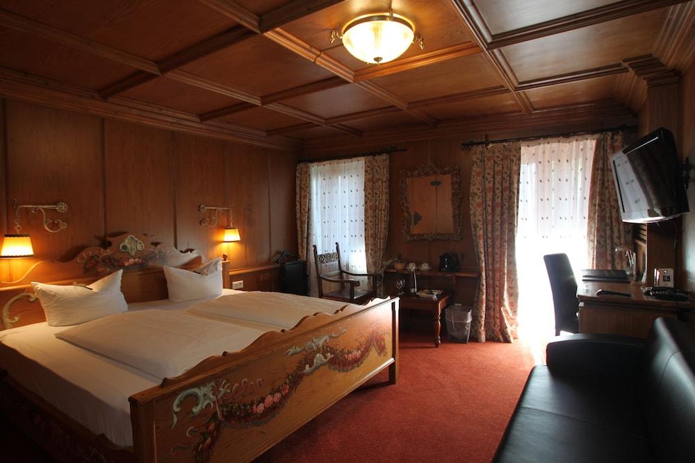 แอตลาส แกรนด์ โฮเต็ล Hotel การ์มิช-พาร์เทนเคียร์เชน ภายนอก รูปภาพ